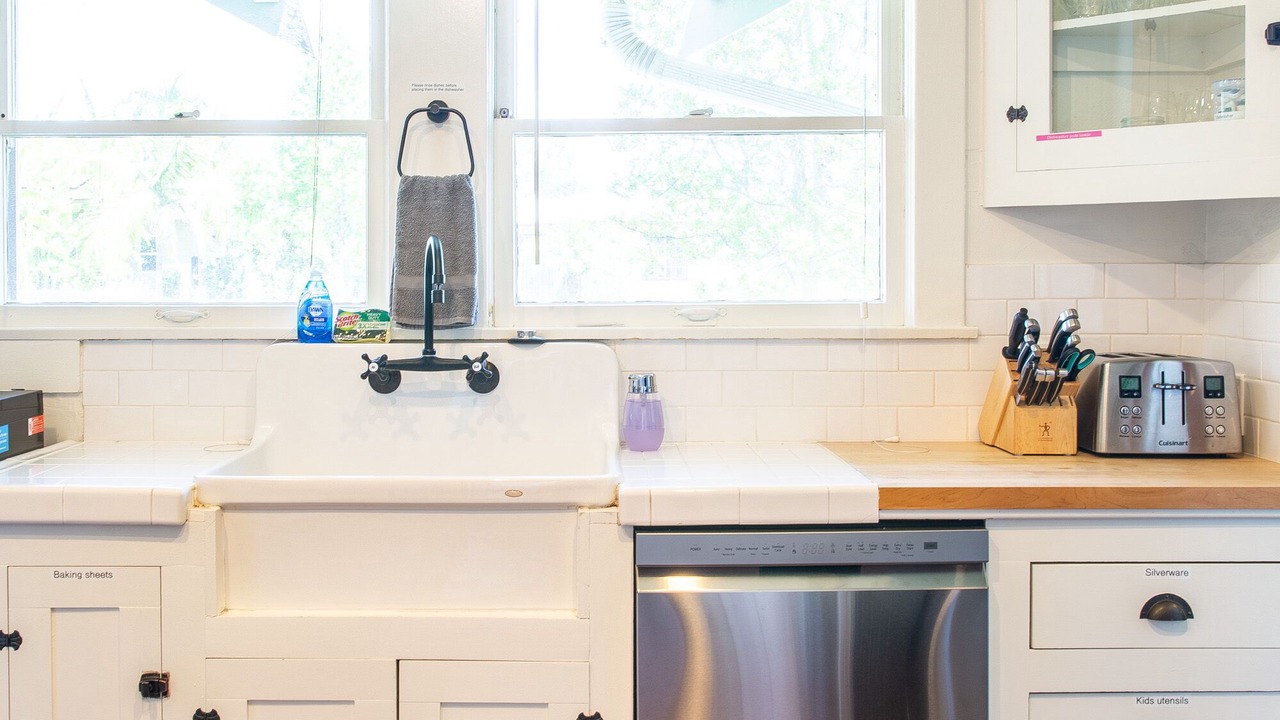 Photo of Kitchen in Anaheim Colony Historic District