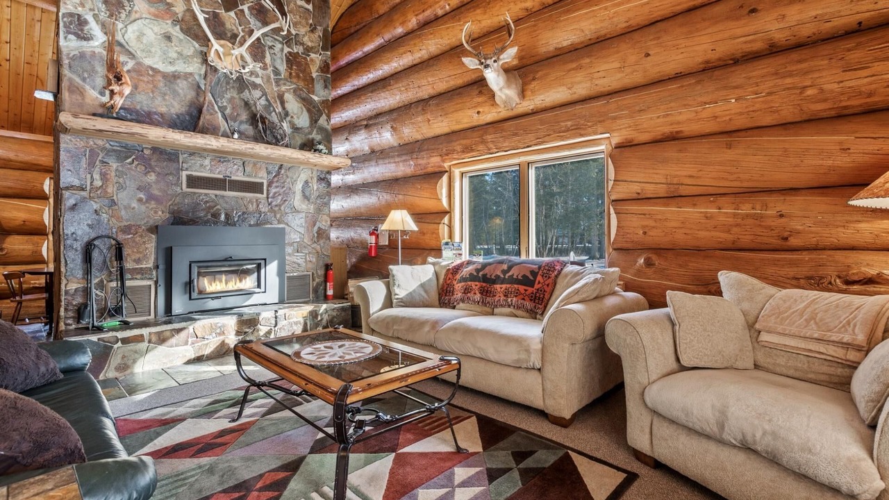 Photo of Livingroom in Whitefish