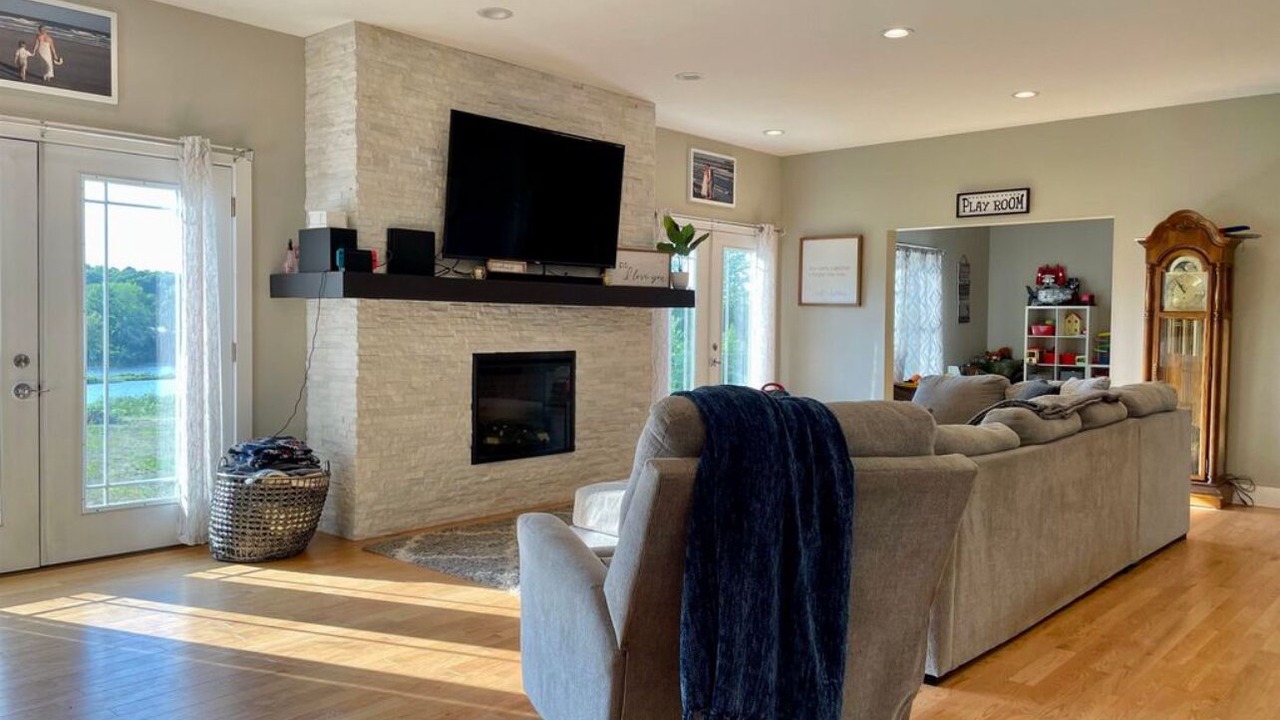 Photo of Livingroom in Colton