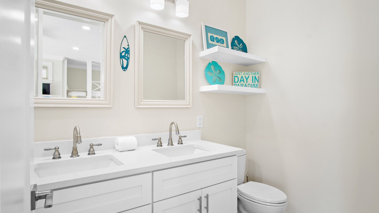 Photo of Bathroom in Port Aransas