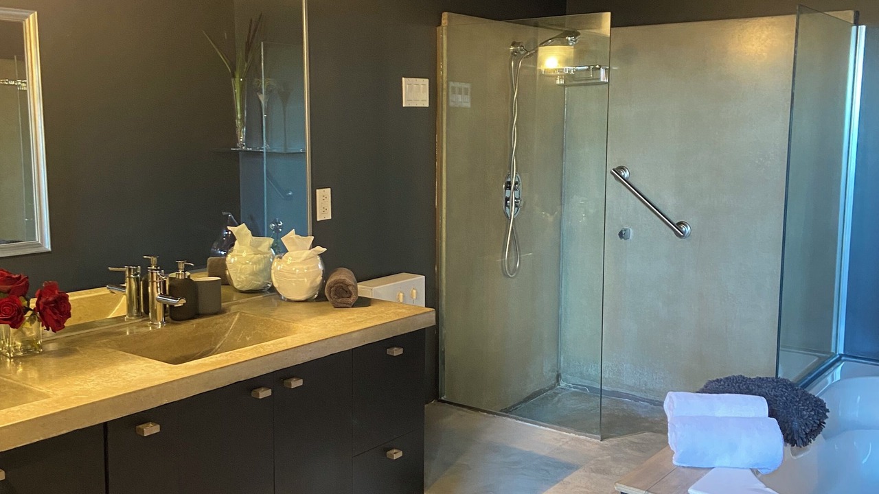 Photo of Bathroom in Paine-Sec