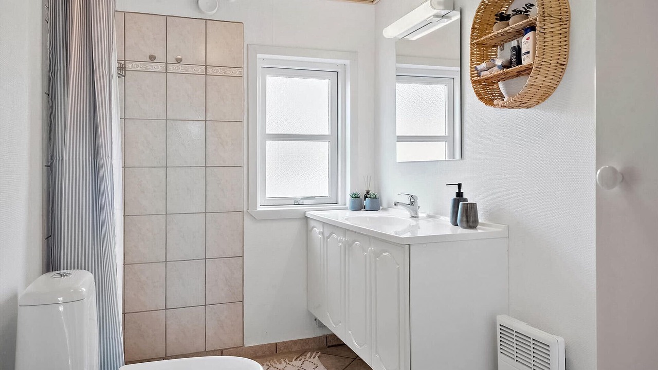 Photo of Bathroom in Skarrild