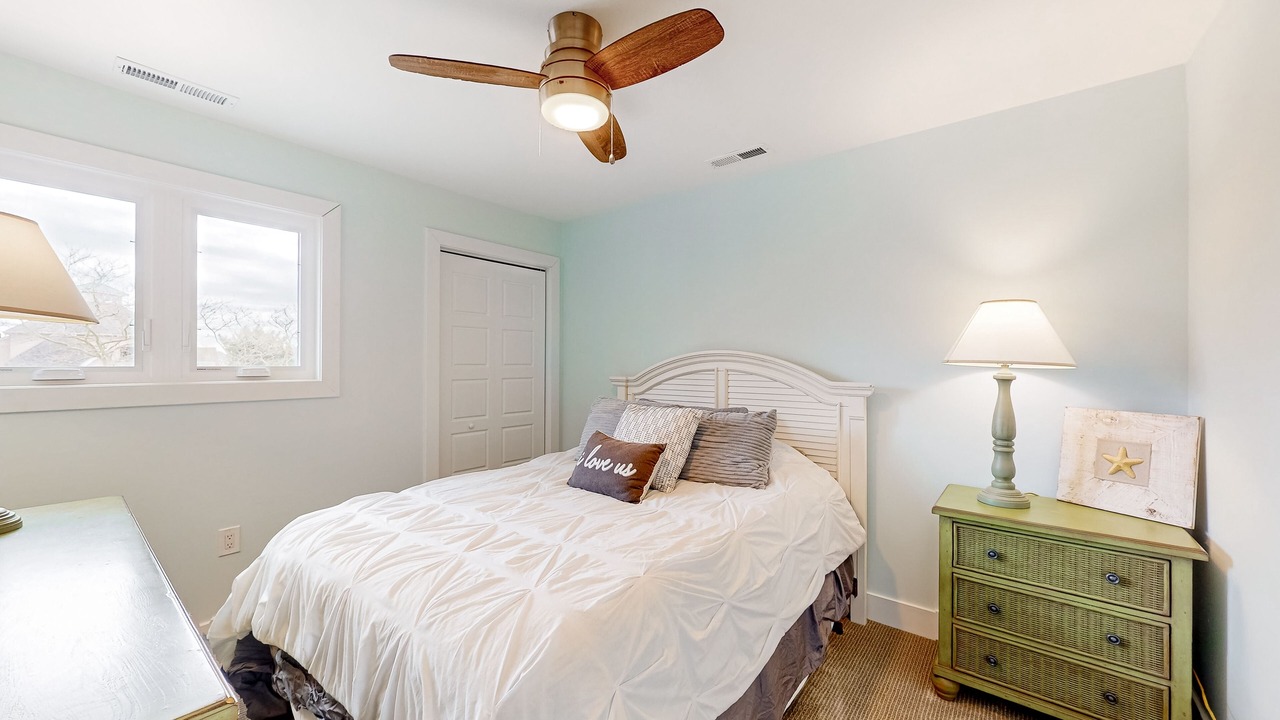 Photo of Bedroom in Heron Harbour Isle