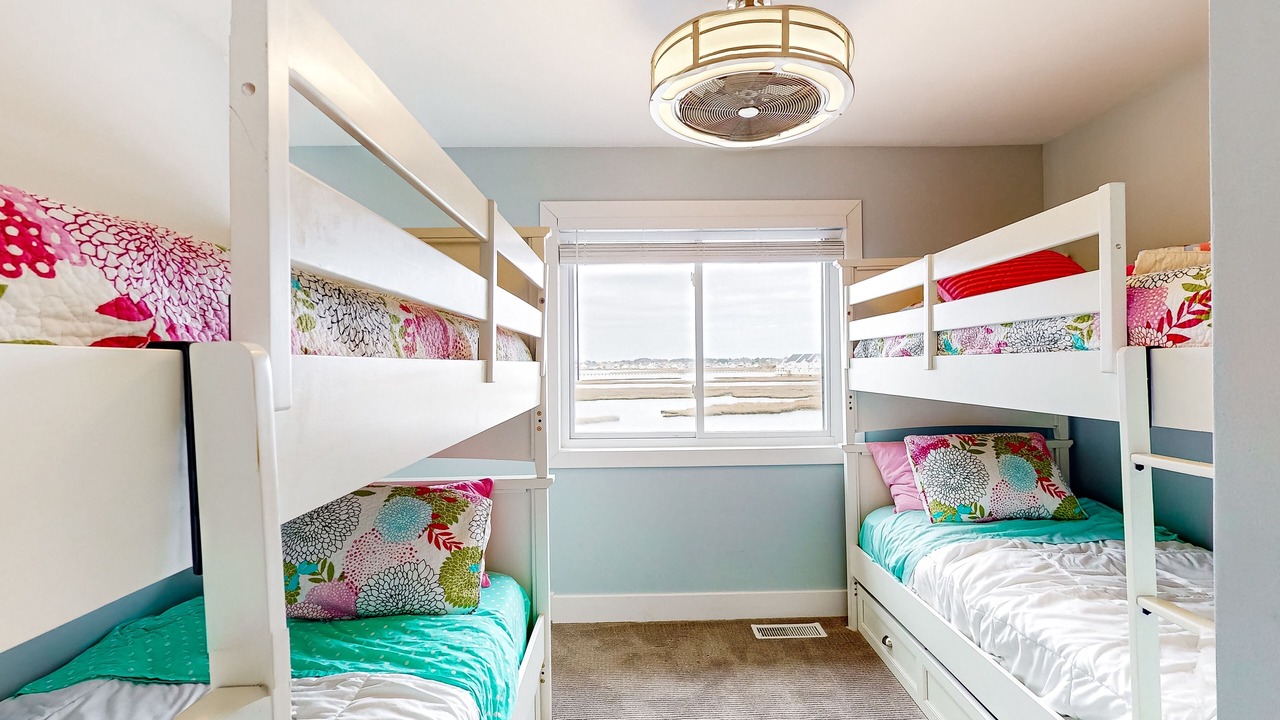 Photo of Bedroom in Heron Harbour Isle