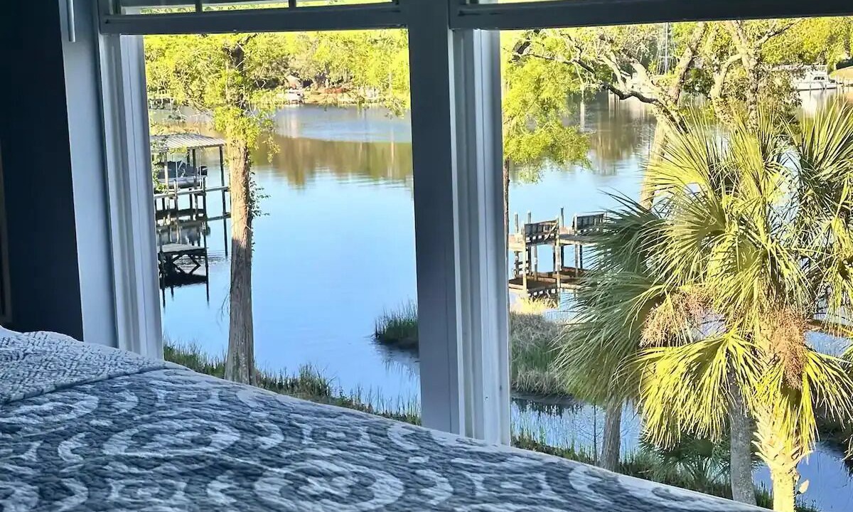 Photo of Bedroom in Niceville