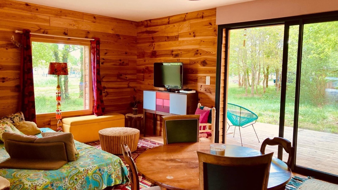 Photo of Livingroom in Saint-Julien-en-Born