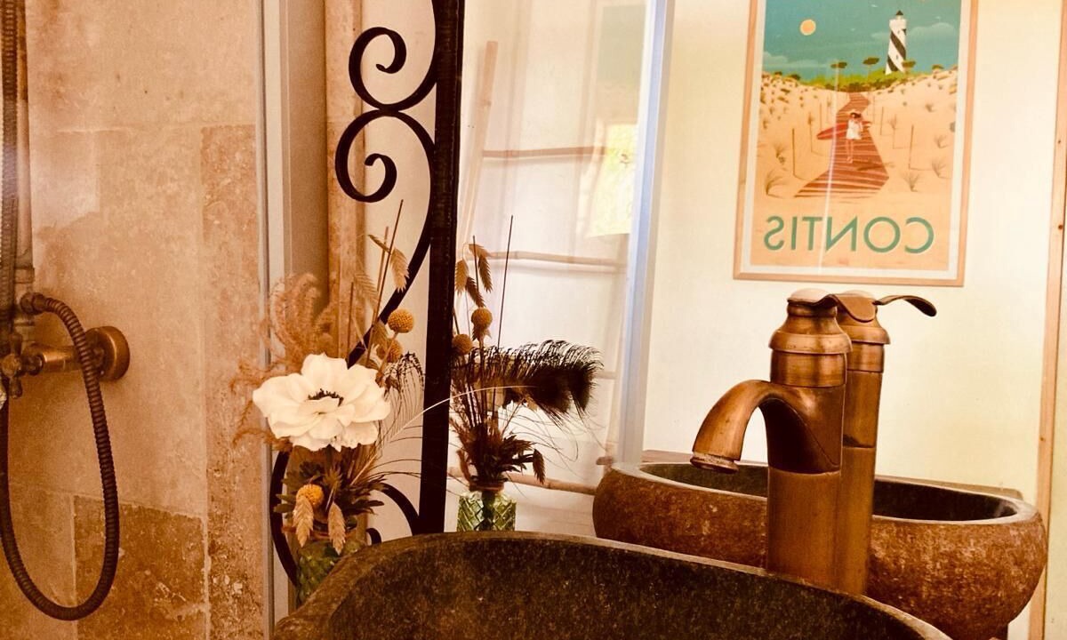 Photo of Bathroom in Saint-Julien-en-Born
