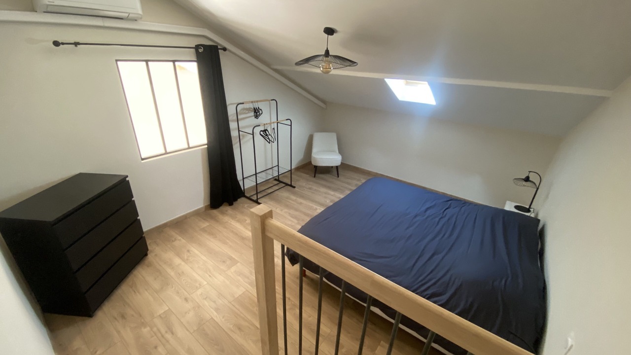 Photo of Bedroom in Caderousse