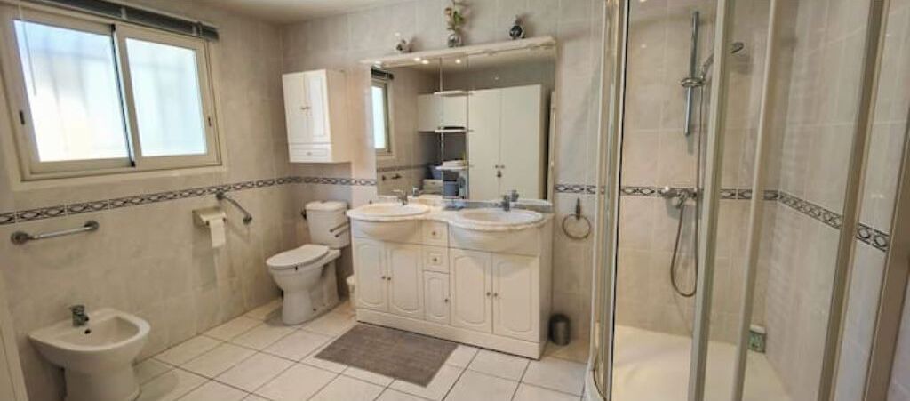 Photo of Bathroom in Frejus Plage