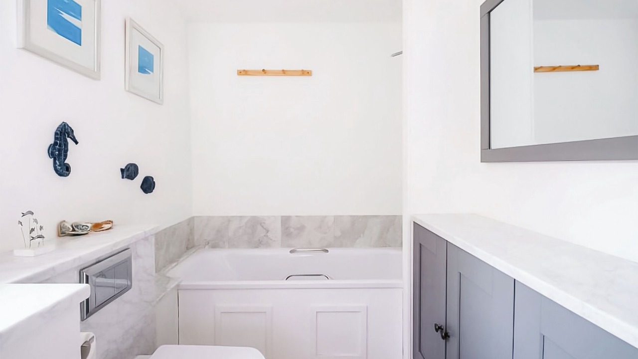 Photo of Bathroom in Langton Matravers