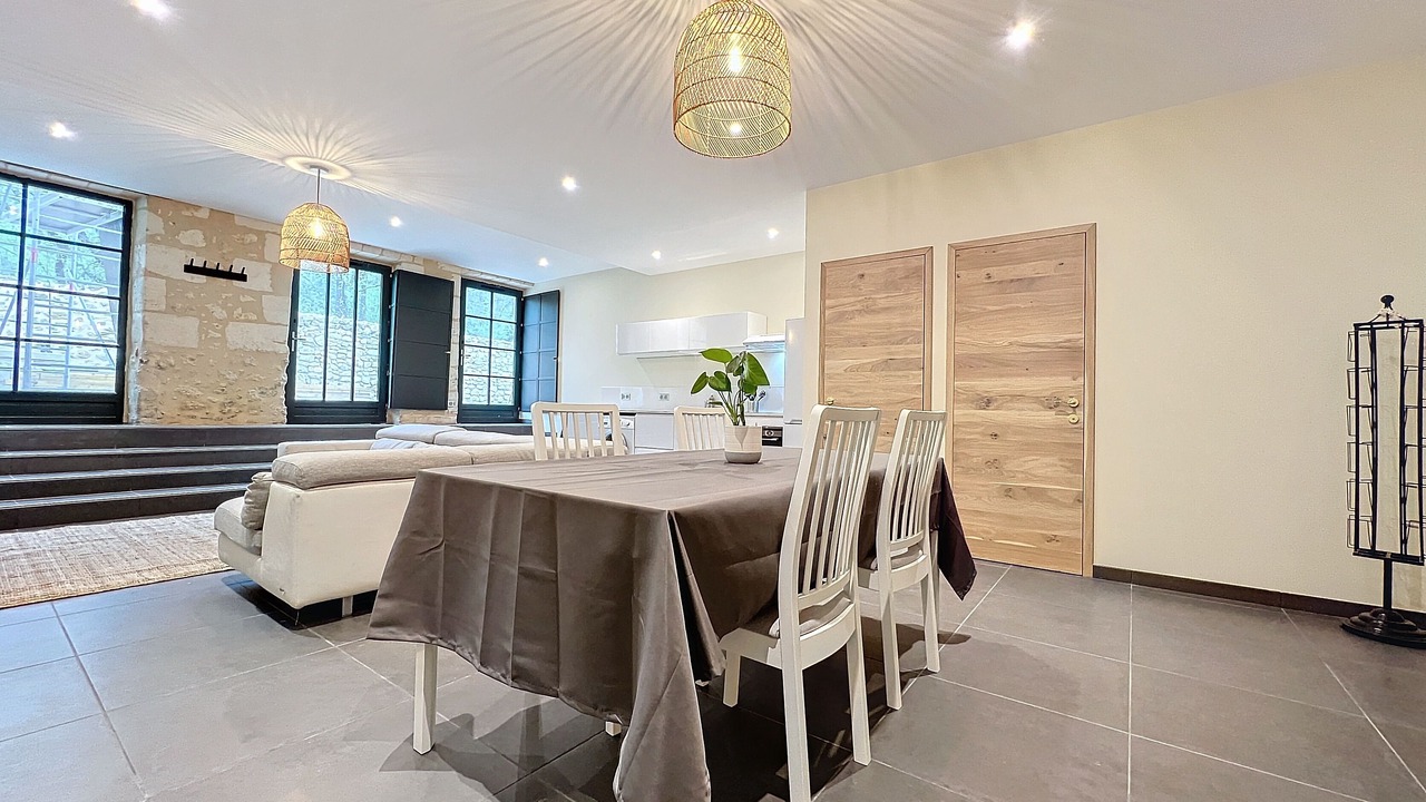 Photo of Others in Cenac