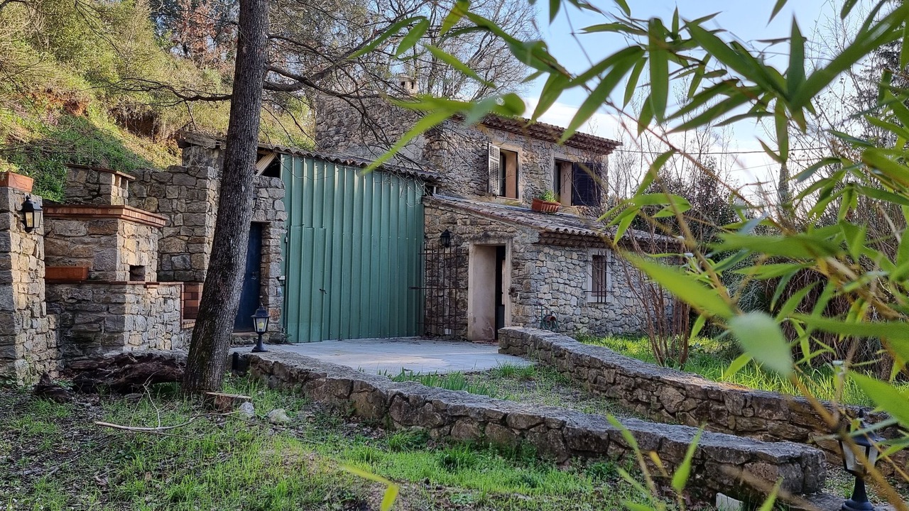 Photo of Outdoor in Entrecasteaux