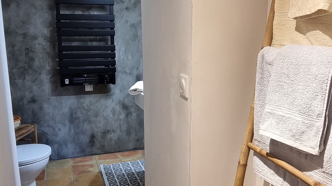 Photo of Bathroom in Entrecasteaux