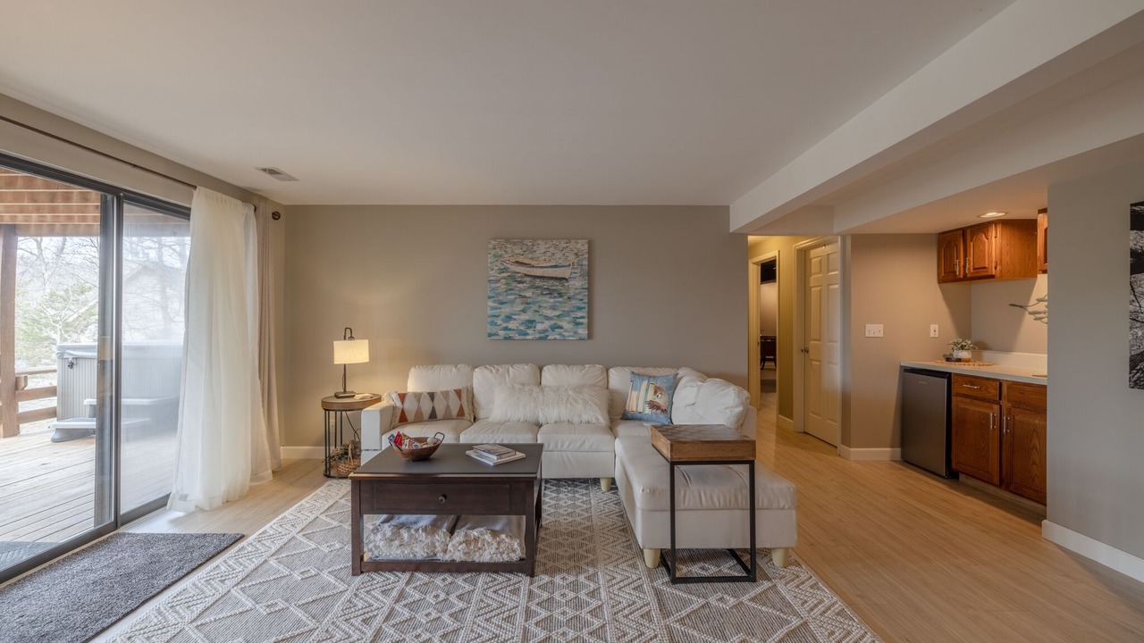 Photo of Livingroom in Innsbrook