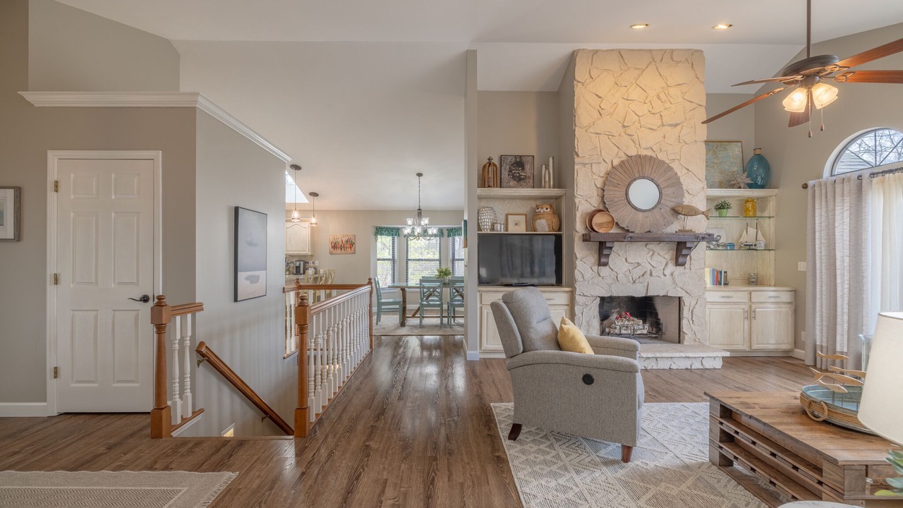 Photo of Livingroom in Innsbrook