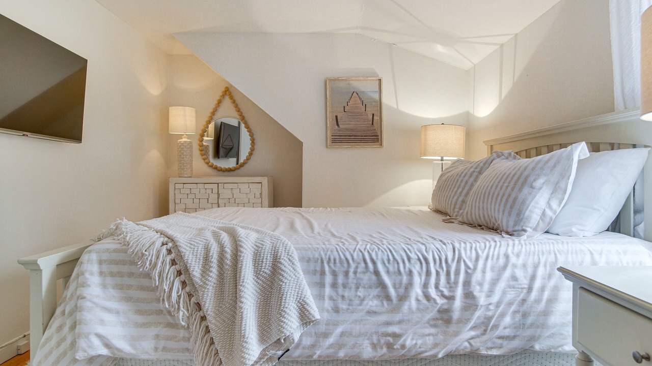 Photo of Bedroom in North Falmouth