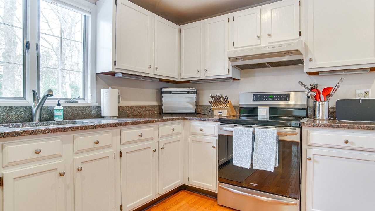 Photo of Kitchen in North Falmouth