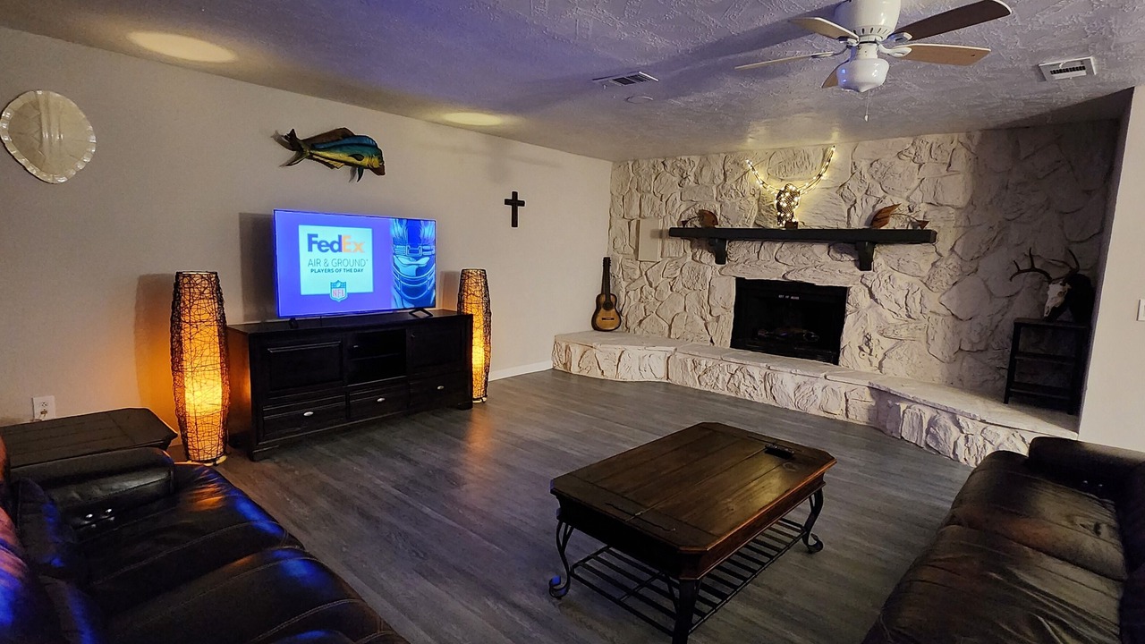 Photo of Livingroom in Orange