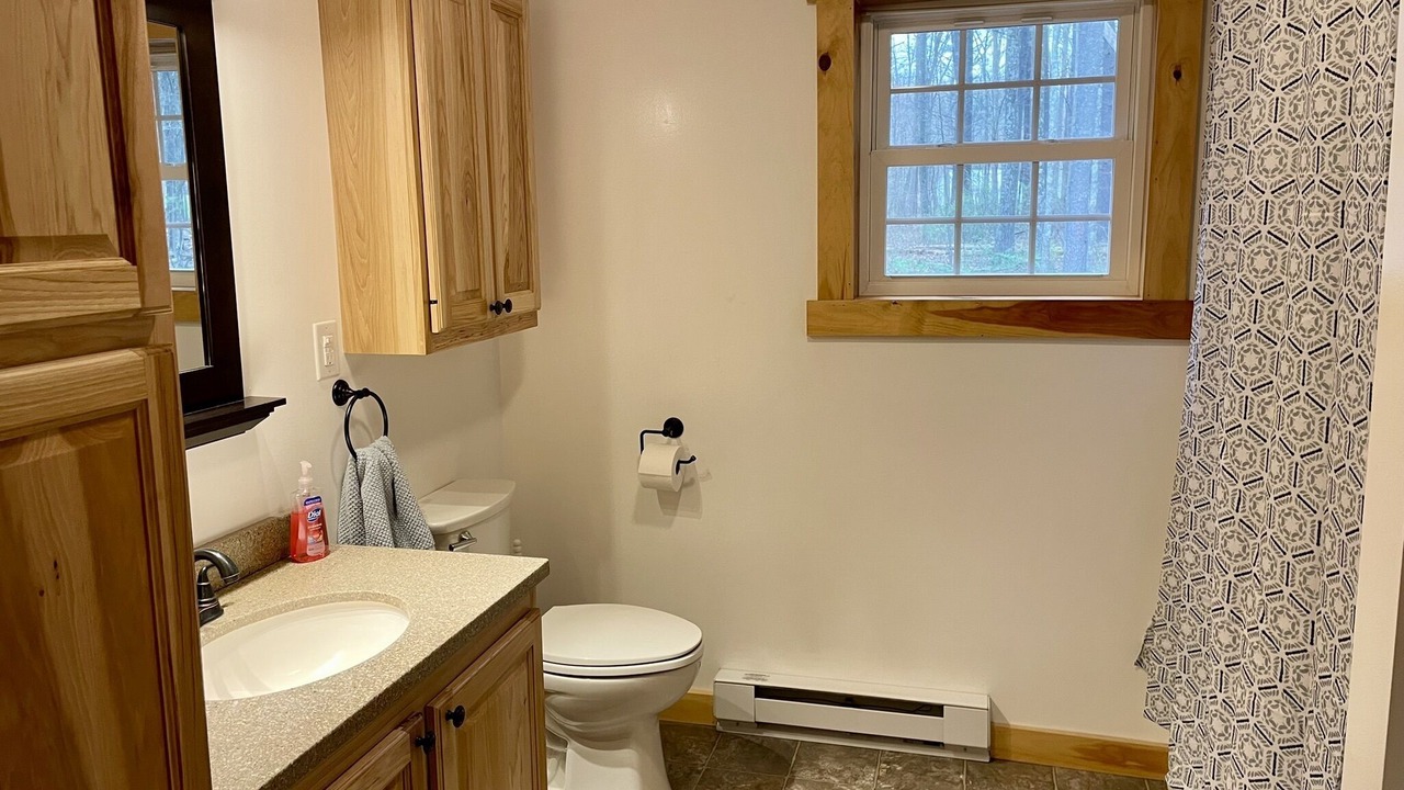 Photo of Bathroom in Waterfall