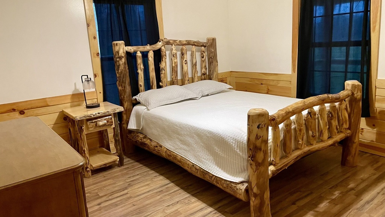 Photo of Bedroom in Waterfall