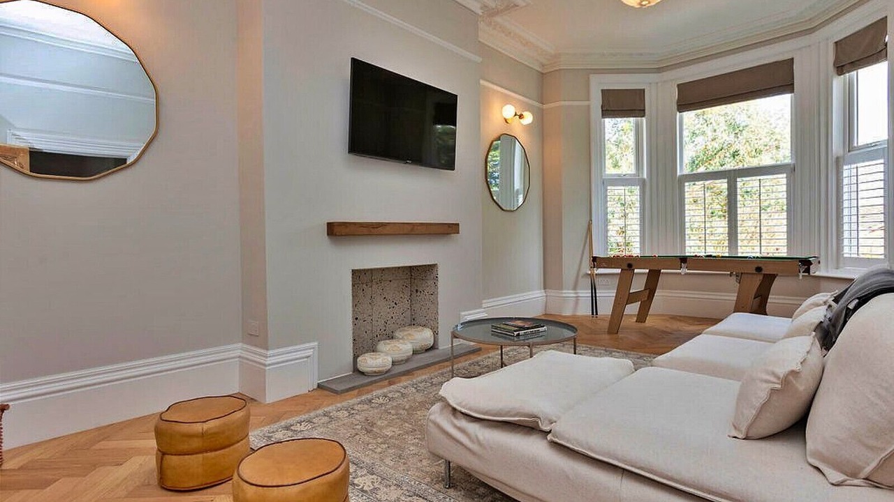 Photo of Livingroom in Exmouth