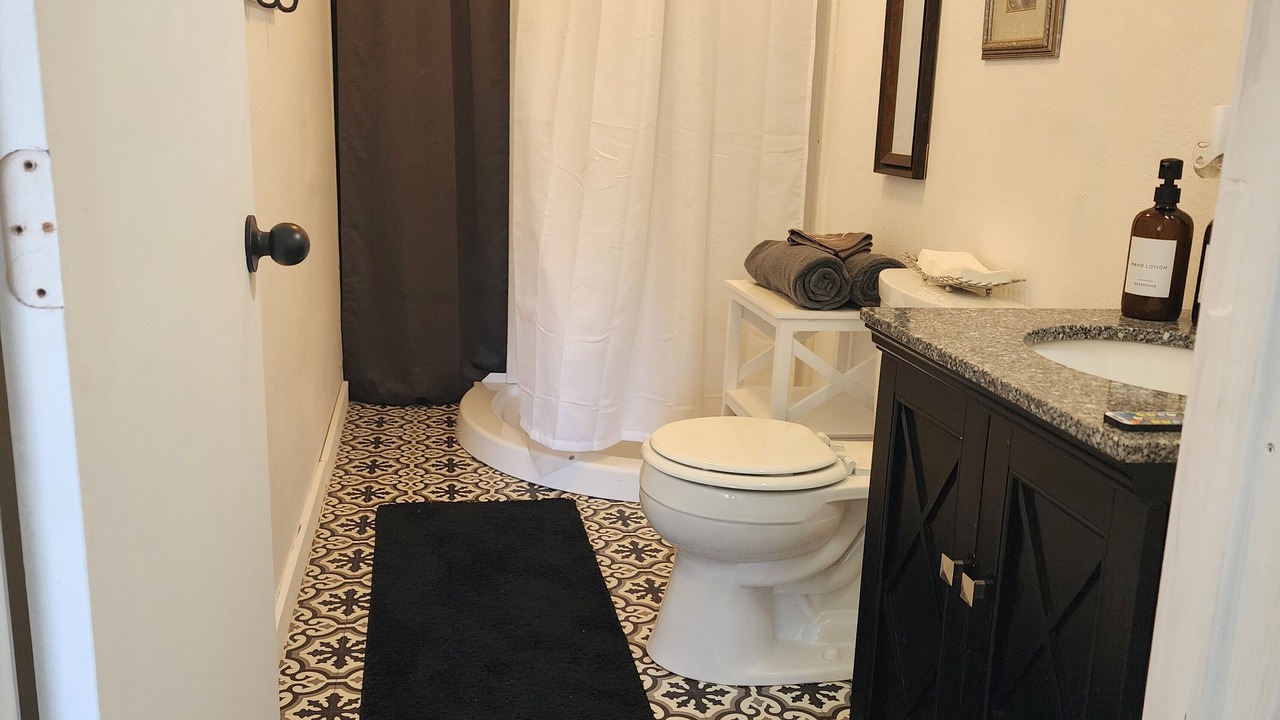 Photo of Bathroom in Mount Vernon