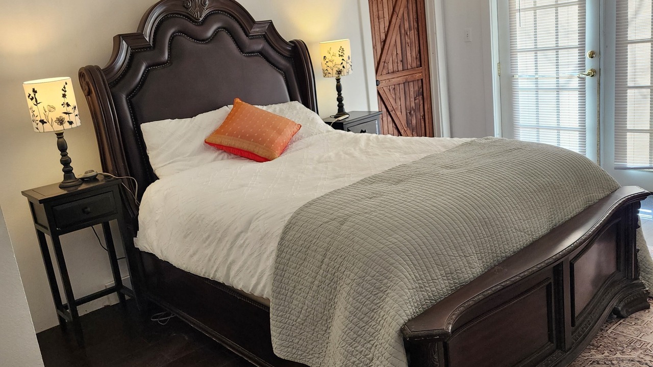 Photo of Bedroom in Mount Vernon