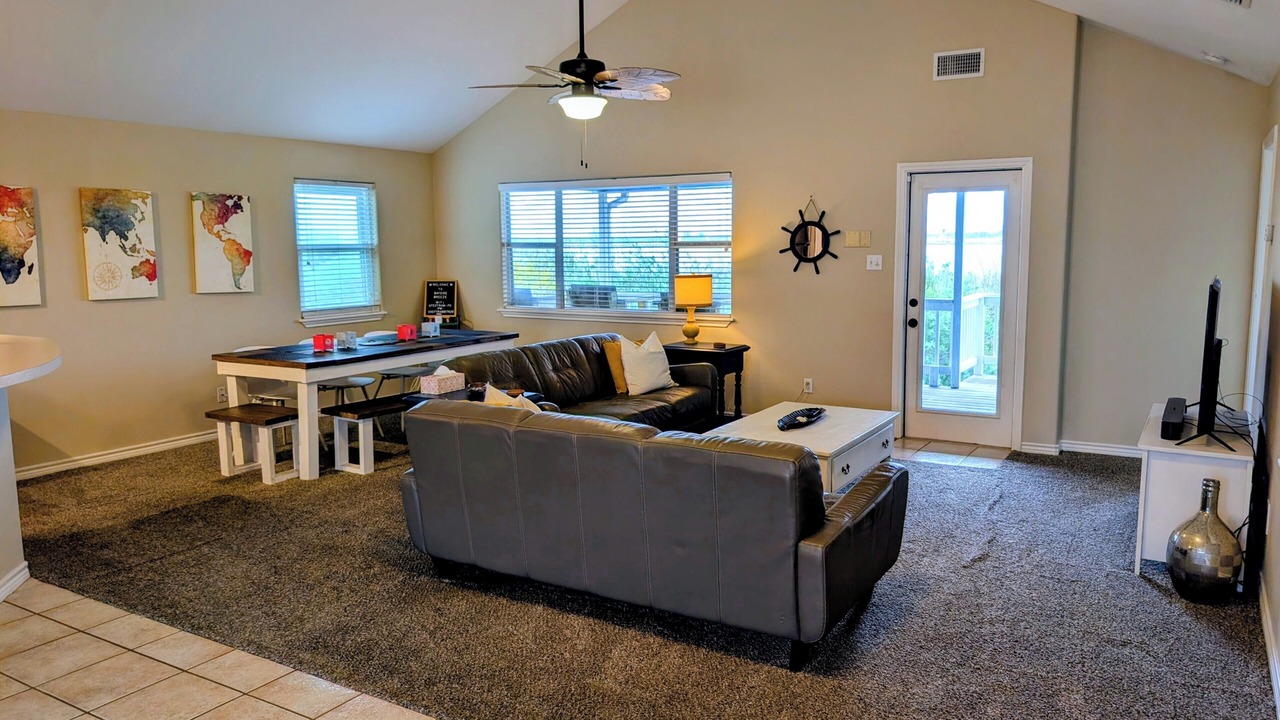 Photo of Livingroom in Portland
