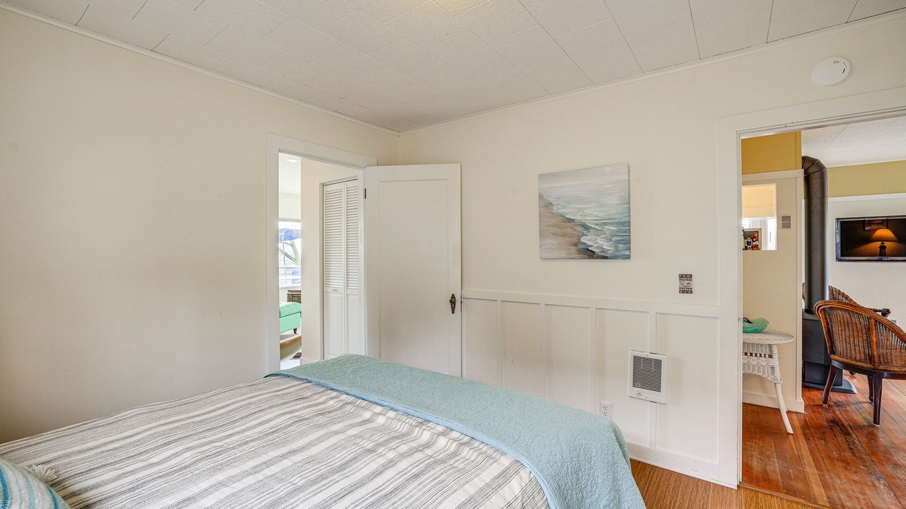 Photo of Bedroom in Birch Bay