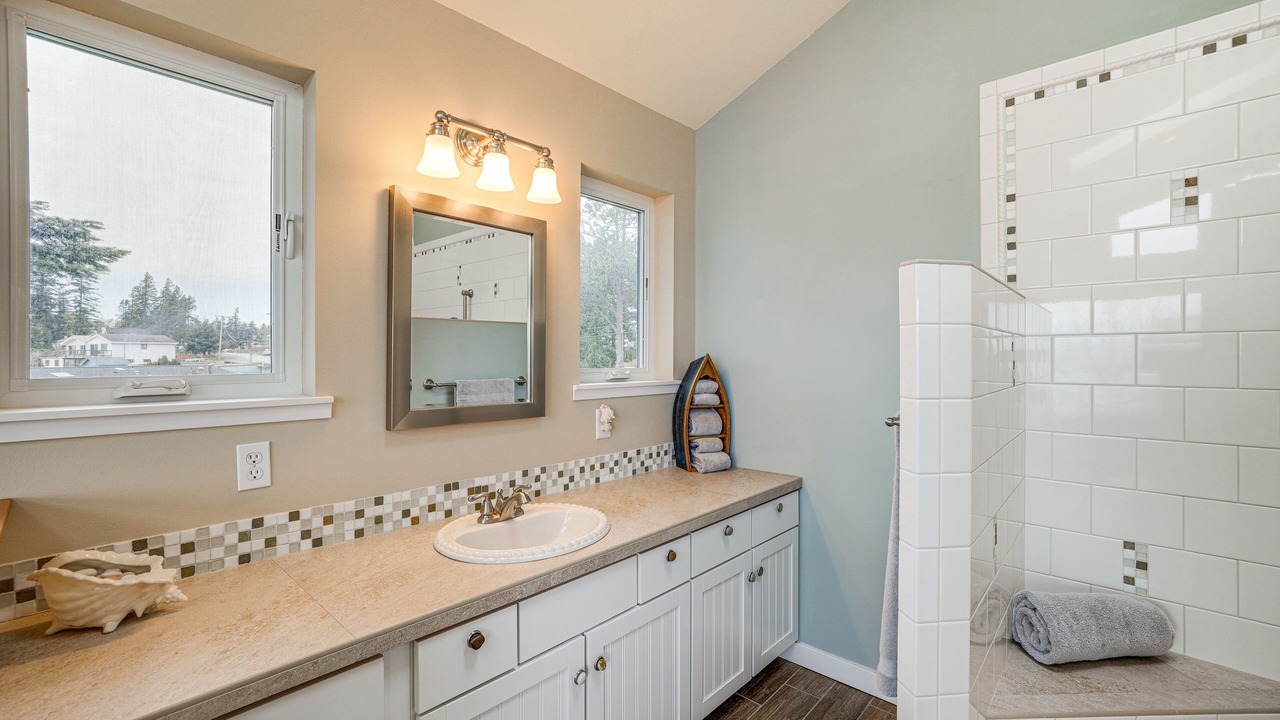 Photo of Bathroom in Birch Bay