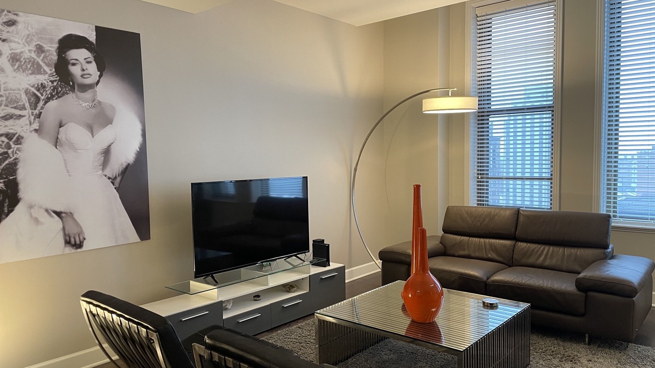 Photo of Livingroom in Central Business District