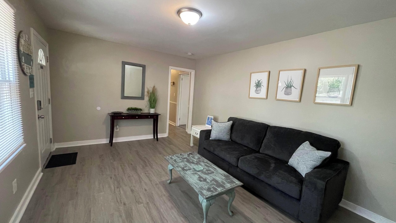 Photo of Livingroom in New Castle