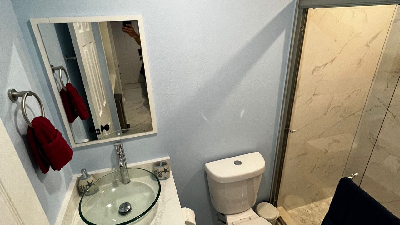 Photo of Bathroom in Lake Ridge