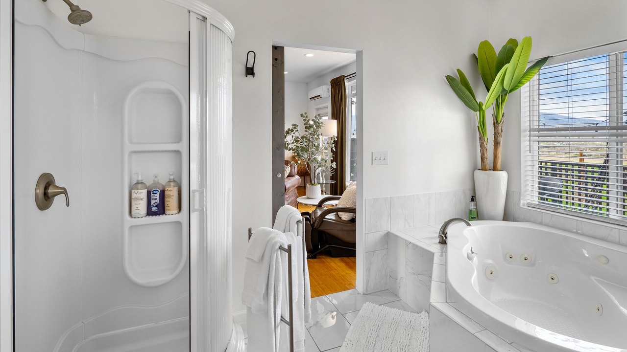 Photo of Bathroom in Talent