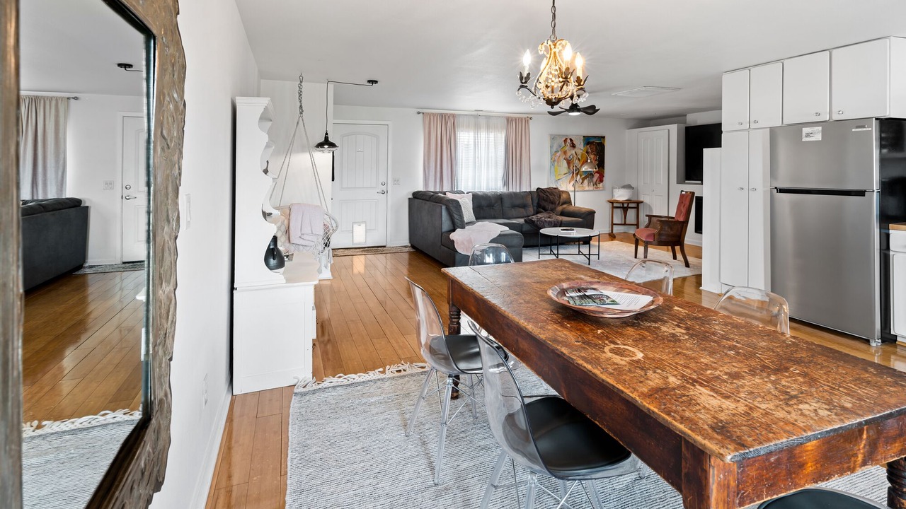 Photo of Livingroom in Talent