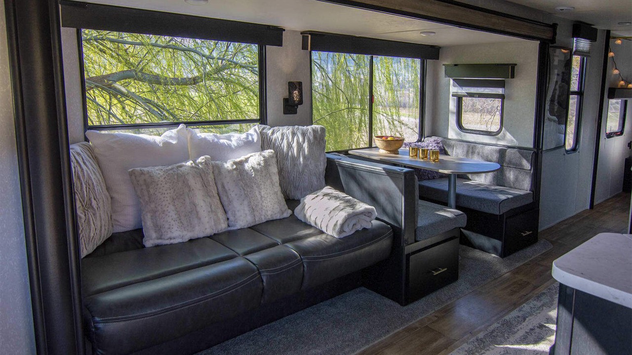 Photo of Livingroom in Talent