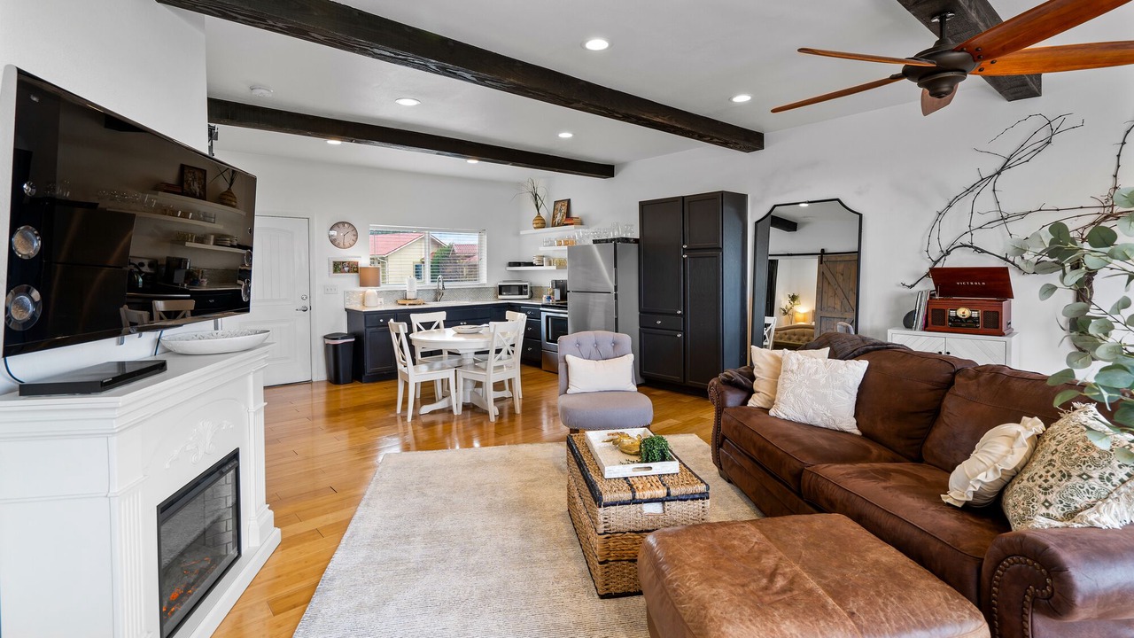 Photo of Livingroom in Talent