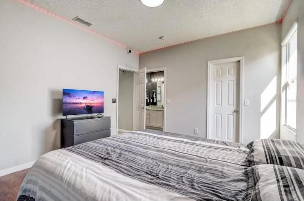 Photo of Bedroom in Sunset Ridge