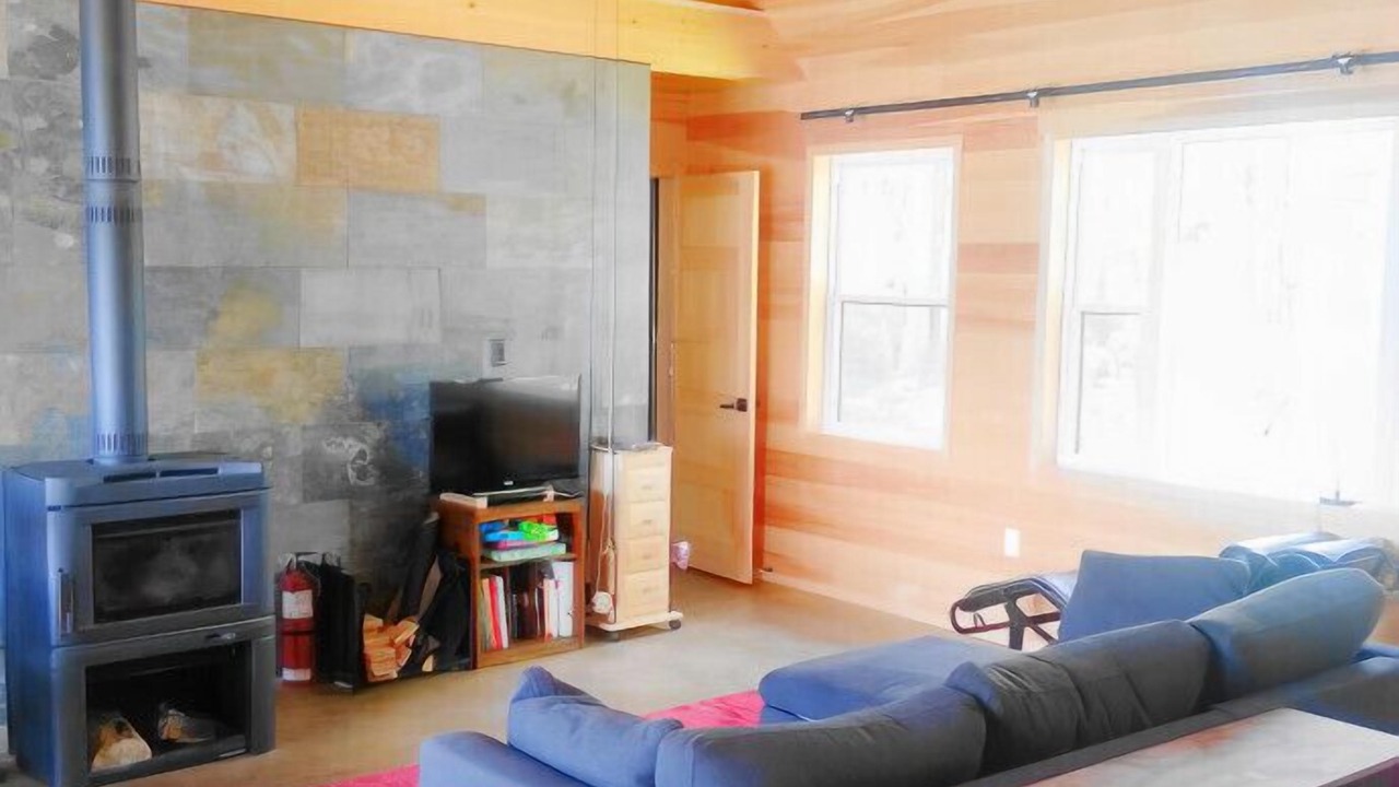 Photo of Livingroom in Irondale
