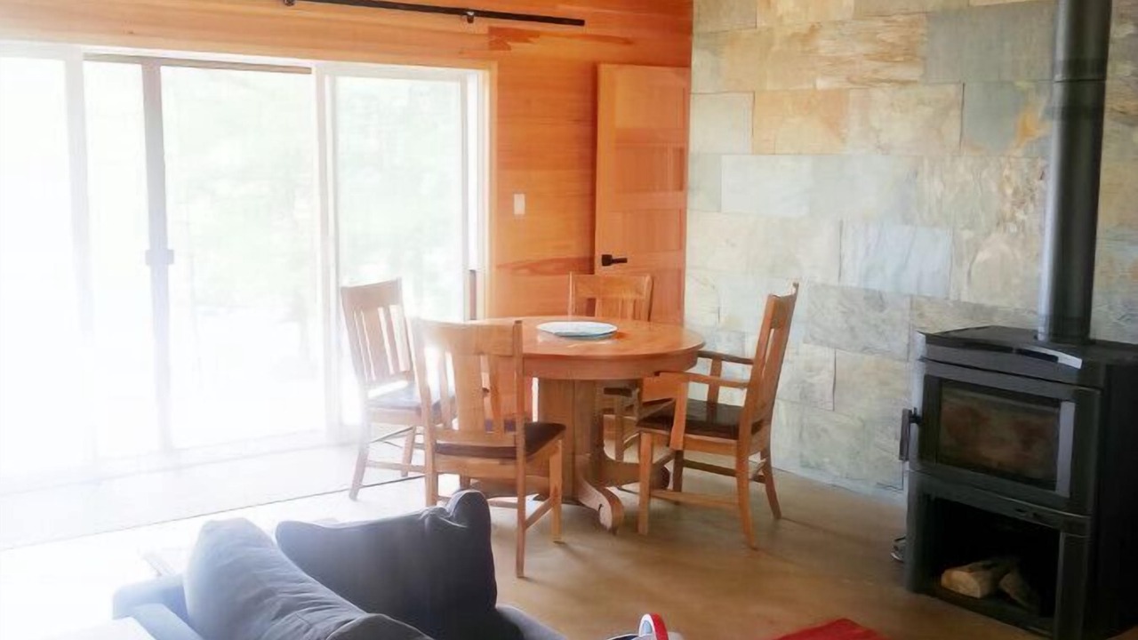 Photo of Livingroom in Irondale