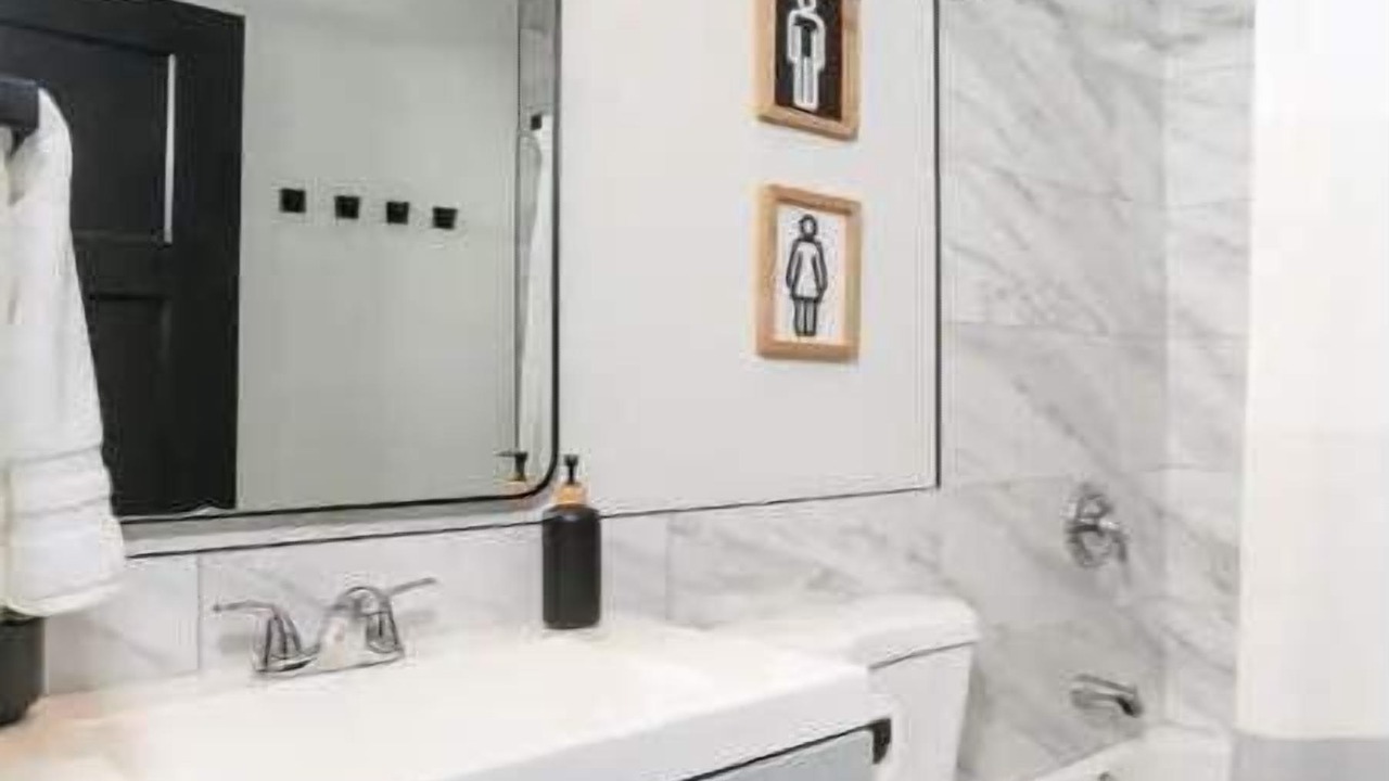 Photo of Bathroom in Bedford Park