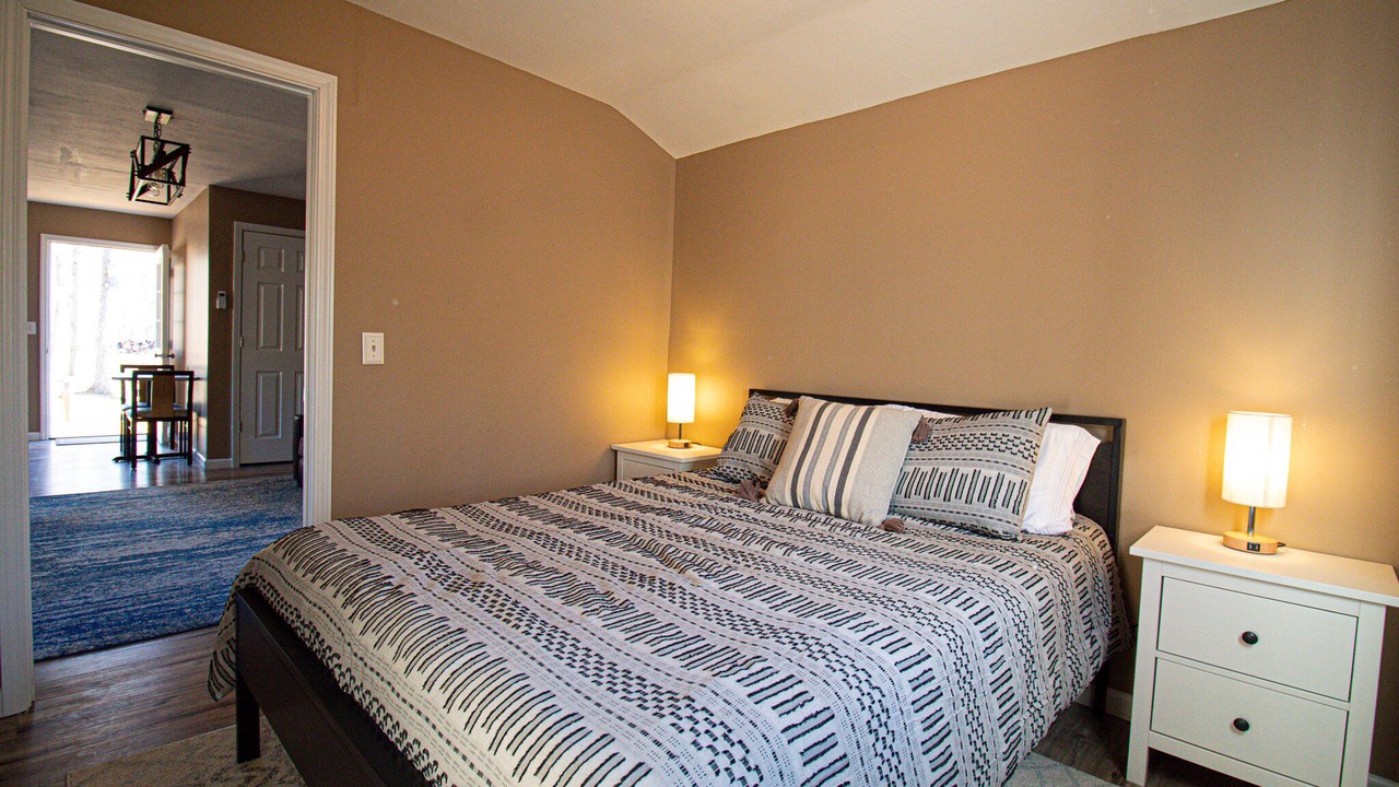 Photo of Bedroom in Crossville