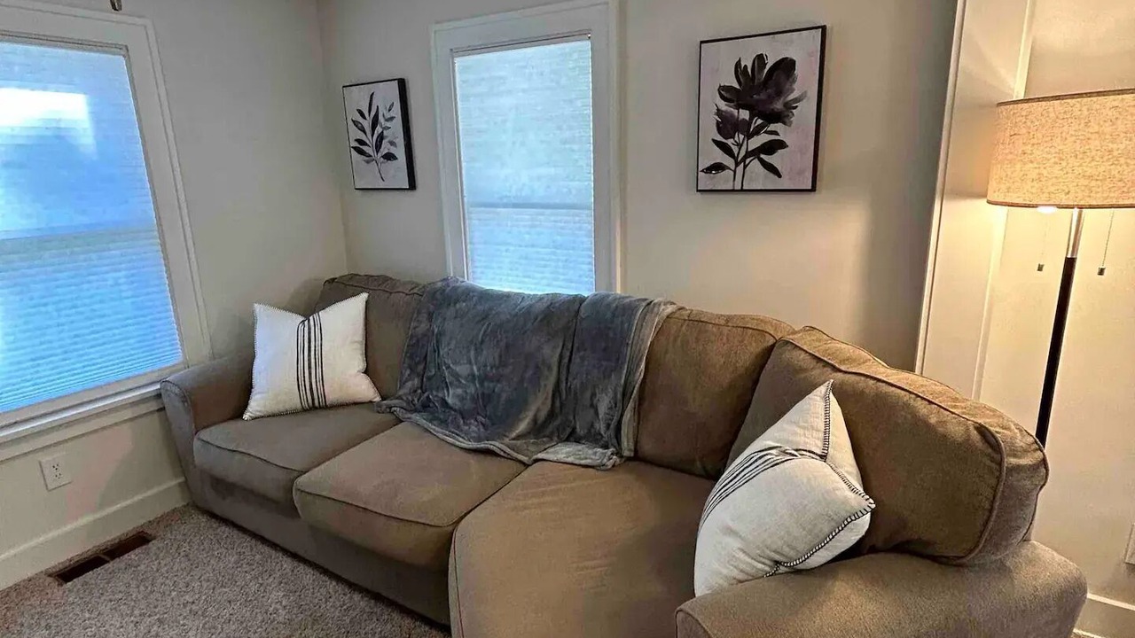 Photo of Livingroom in Perinton