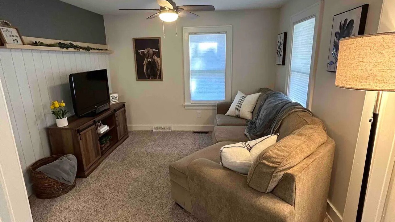 Photo of Livingroom in Perinton