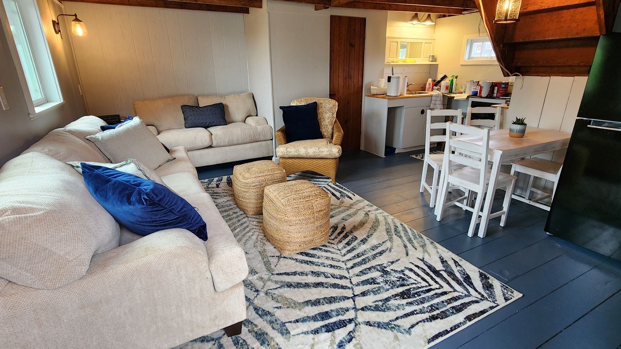 Photo of Livingroom in Brant Rock