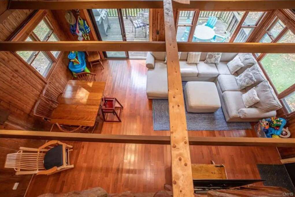 Photo of Livingroom in Skaneateles