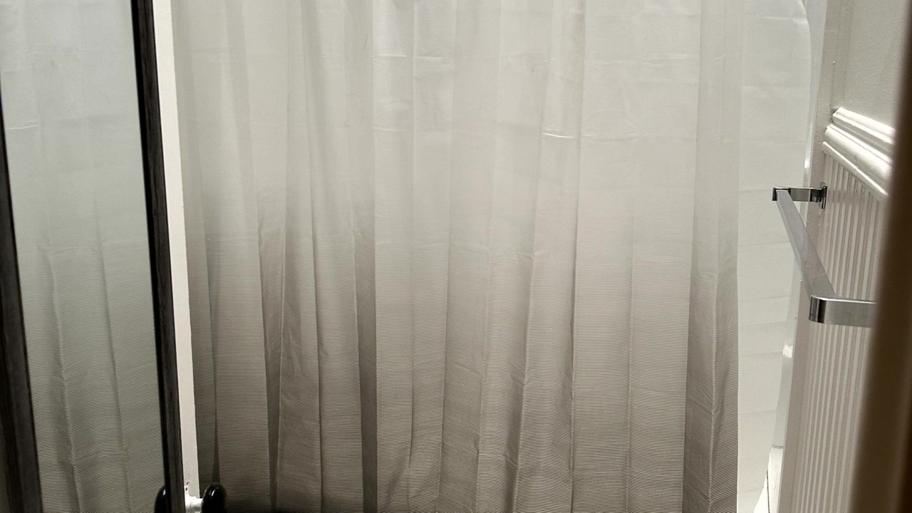 Photo of Bathroom in Warren