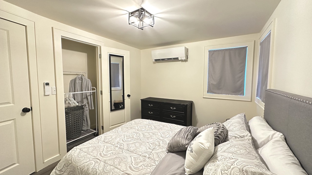 Photo of Bedroom in Utica