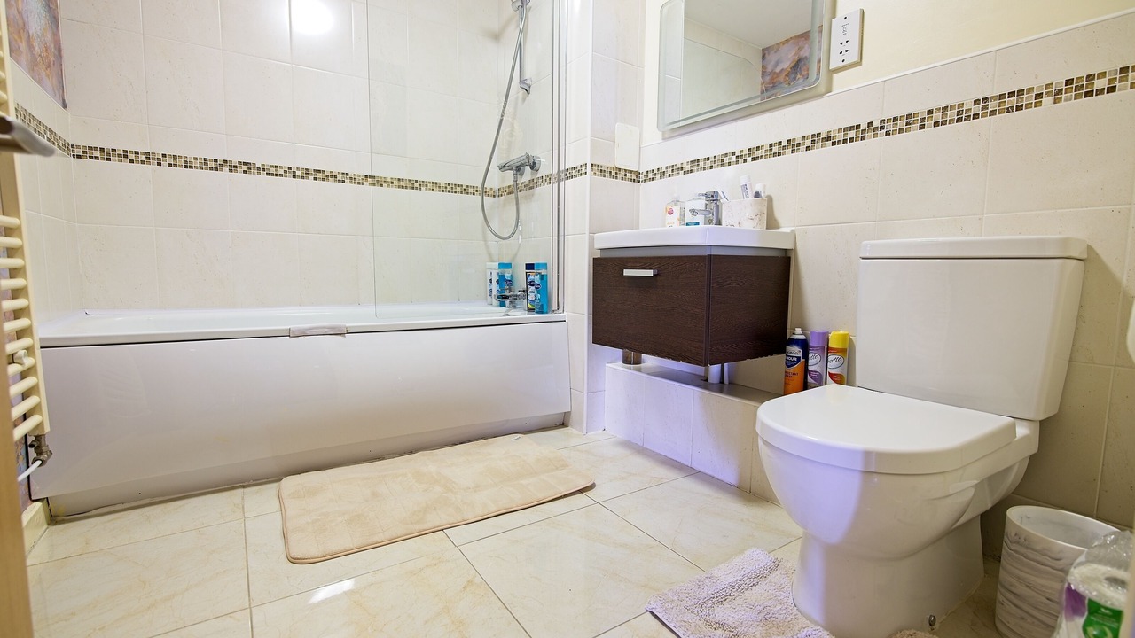 Photo of Bathroom in Rusholme