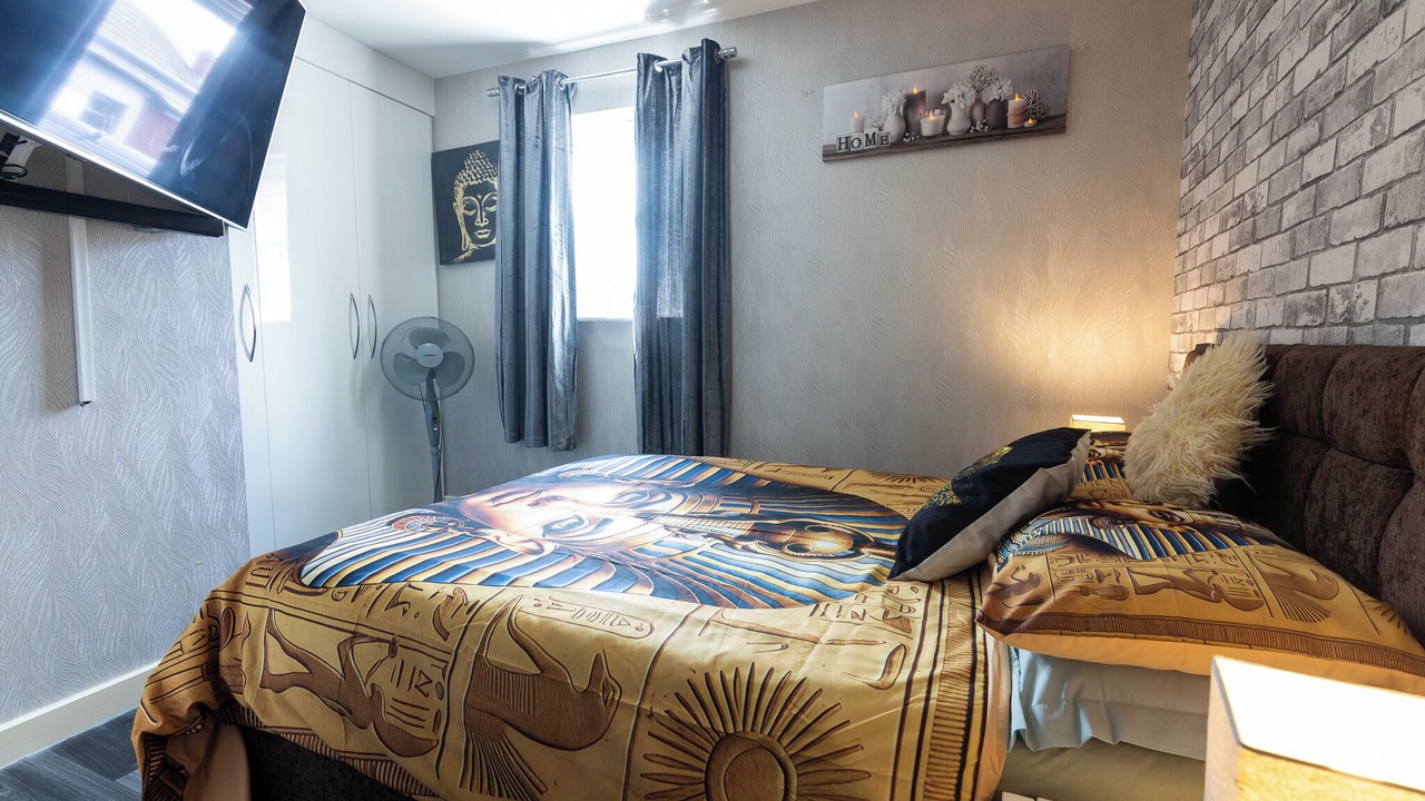 Photo of Bedroom in Rusholme